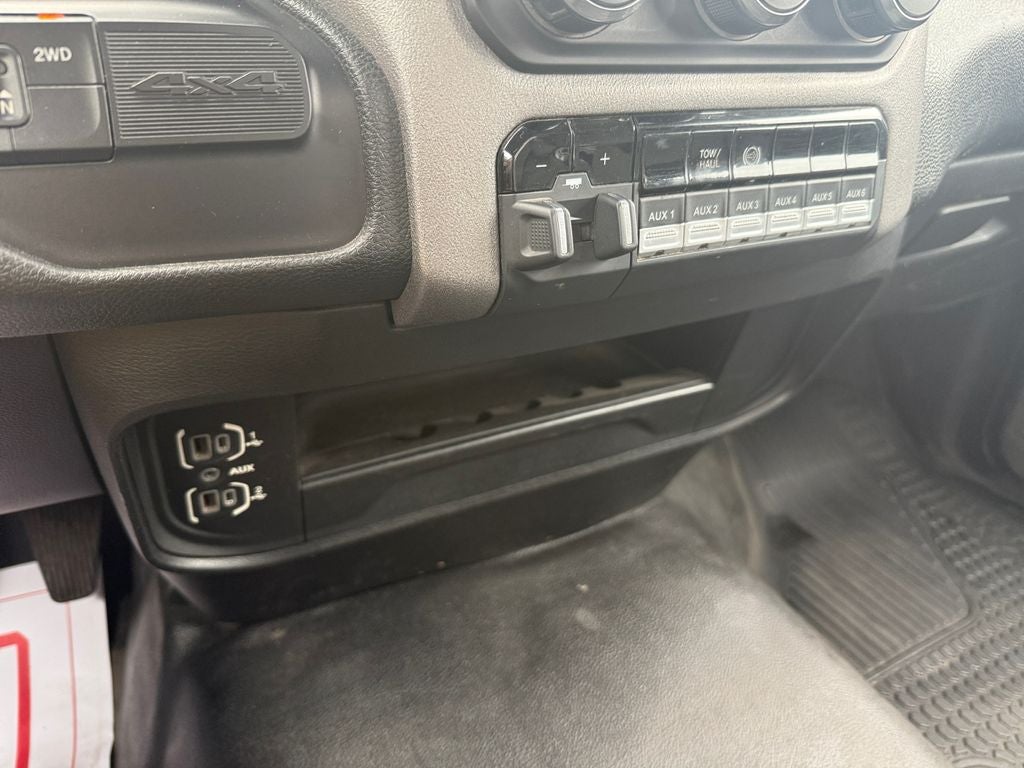 2020 RAM 3500 Chassis Tradesman/SLT