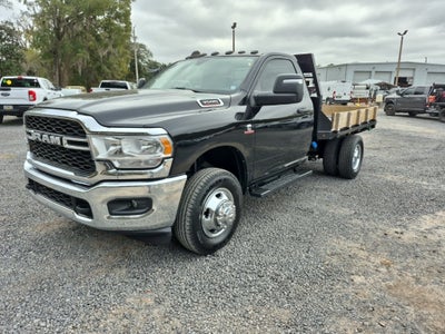 2024 RAM 3500 Chassis Tradesman/SLT