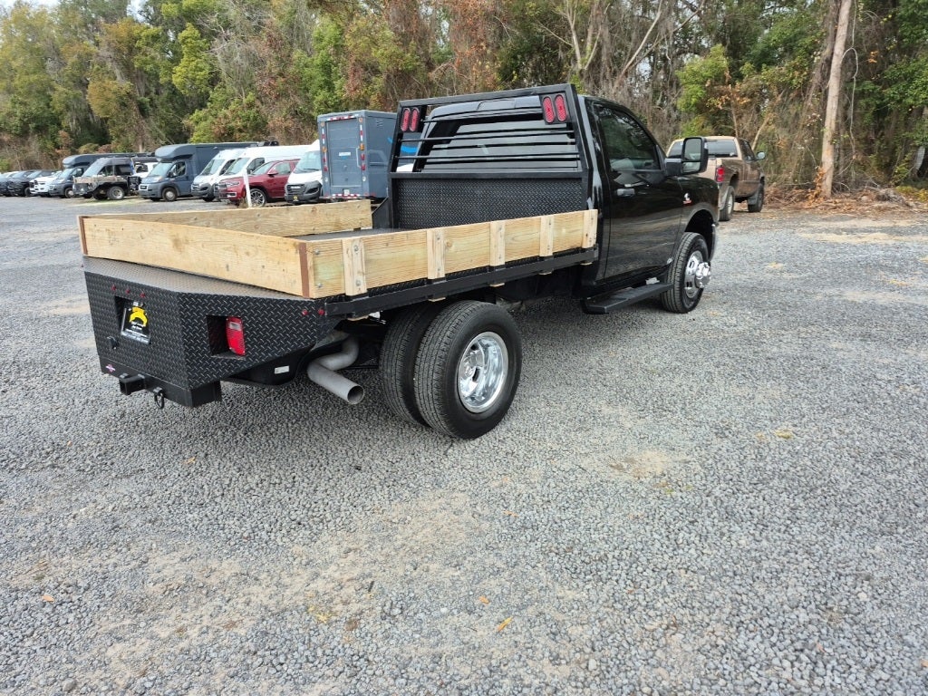 2024 RAM 3500 Chassis Tradesman/SLT