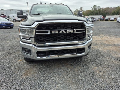 2024 RAM 3500 Chassis Tradesman/SLT