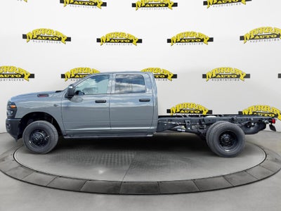 2027 RAM Ram 3500 Chassis Cab RAM 3500 TRADESMAN CREW CAB CHASSIS 4X4 60' CA