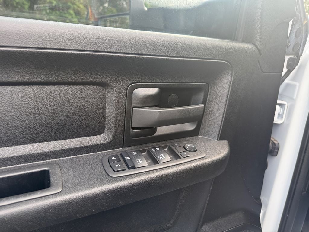 2022 RAM 3500 Chassis Tradesman/SLT/Laramie/Limited