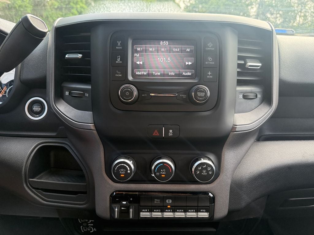 2022 RAM 3500 Chassis Tradesman/SLT/Laramie/Limited