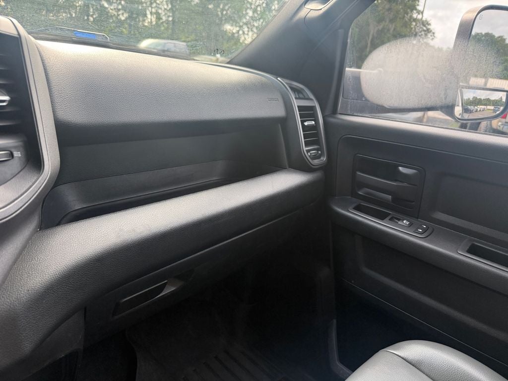 2022 RAM 3500 Chassis Tradesman/SLT/Laramie/Limited