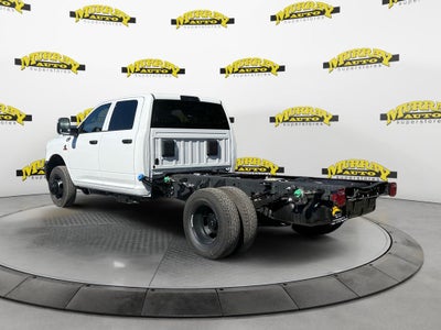 2026 RAM Ram 3500 Chassis Cab RAM 3500 TRADESMAN CREW CAB CHASSIS 4X4 60' CA