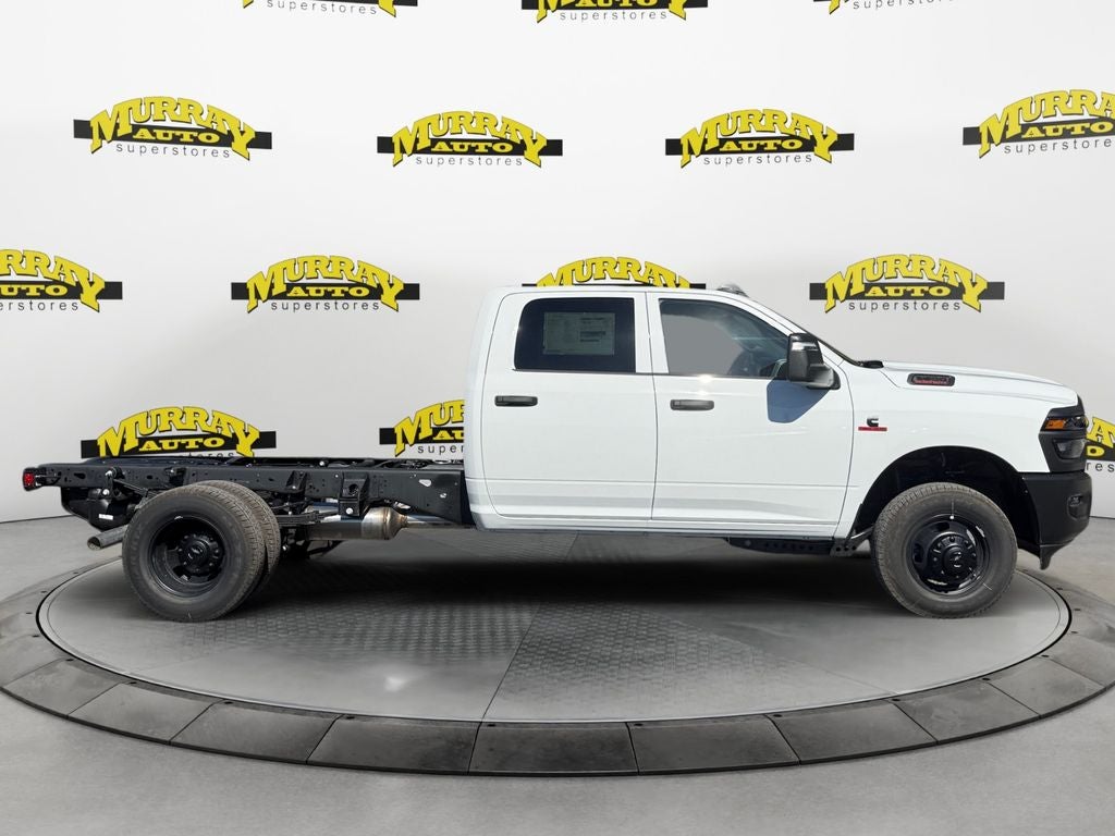 2026 RAM Ram 3500 Chassis Cab RAM 3500 TRADESMAN CREW CAB CHASSIS 4X4 60' CA