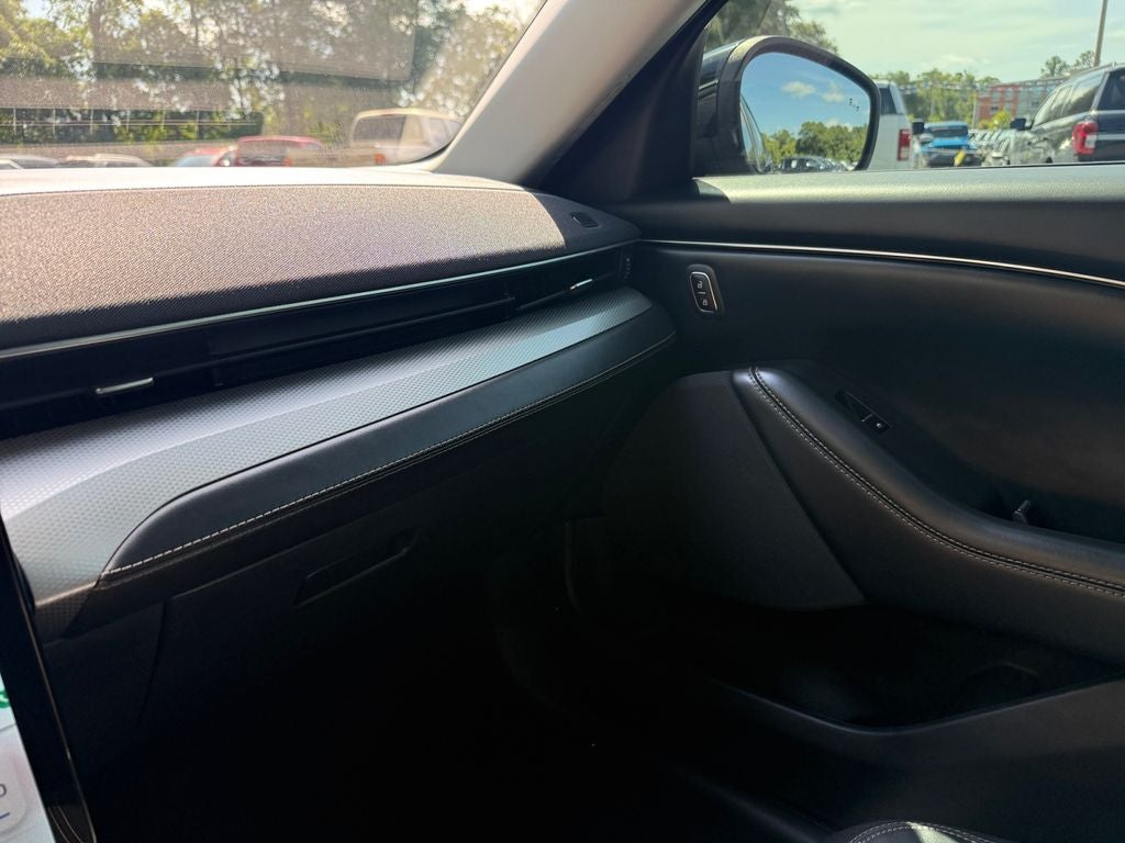 2021 Ford Mustang Mach-E California Route 1