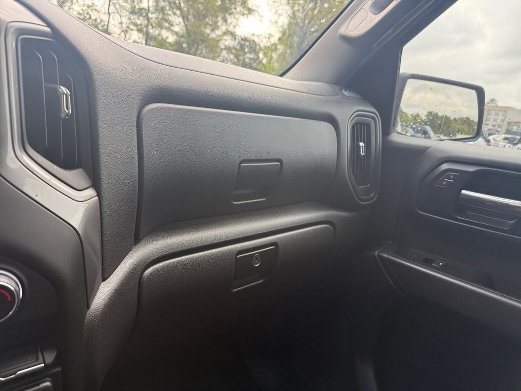 2023 Chevrolet Silverado 1500 2WD Crew Cab Short Bed Custom