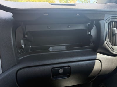 2023 Chevrolet Silverado 1500 4WD Crew Cab Short Bed Custom