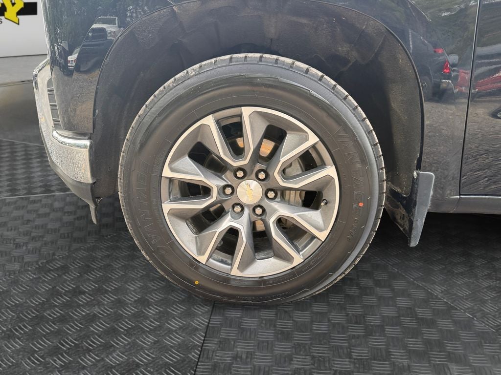 2020 Chevrolet Silverado 1500 4WD Crew Cab Short Bed LT