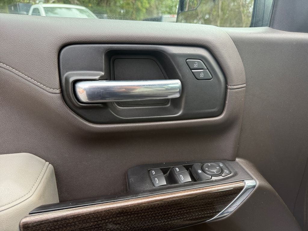 2020 Chevrolet Silverado 1500 4WD Crew Cab Short Bed LT