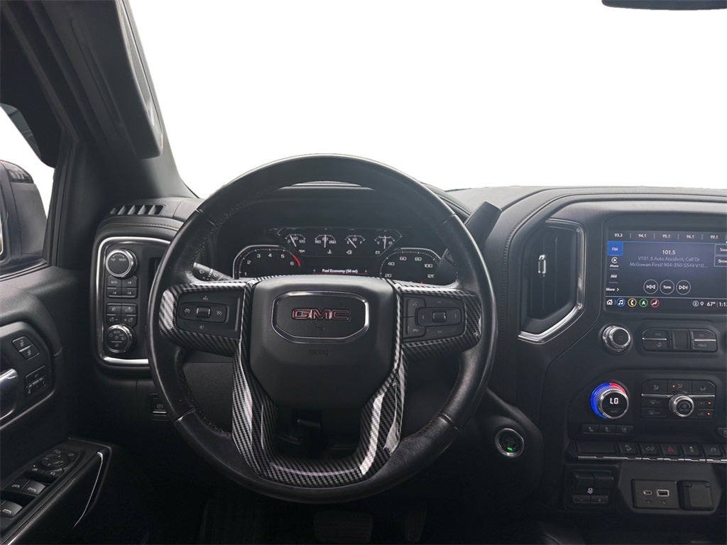 2022 GMC Sierra 1500 Limited 4WD Crew Cab Short Box AT4