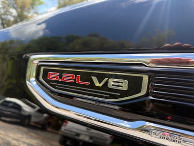 2022 GMC Sierra 1500 Limited 4WD Crew Cab Short Box SLT