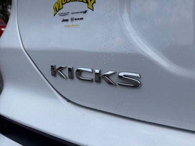 2023 Nissan Kicks S Xtronic CVT