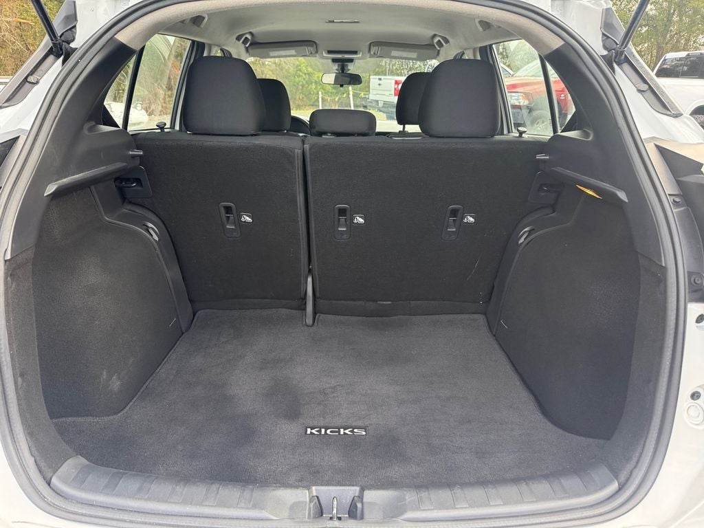 2023 Nissan Kicks S Xtronic CVT