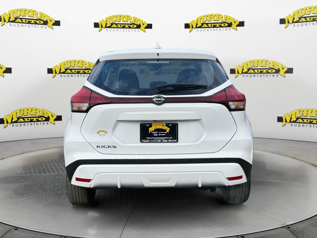 2023 Nissan Kicks S Xtronic CVT
