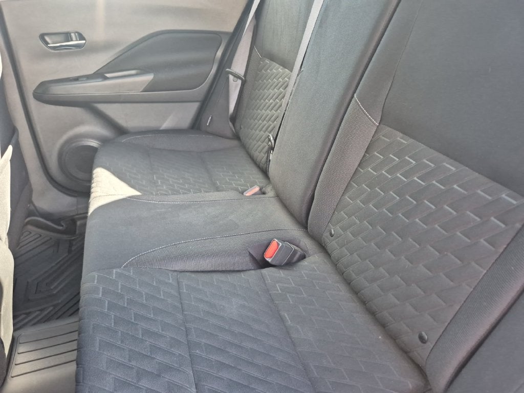 2022 Nissan Kicks SV Xtronic CVT
