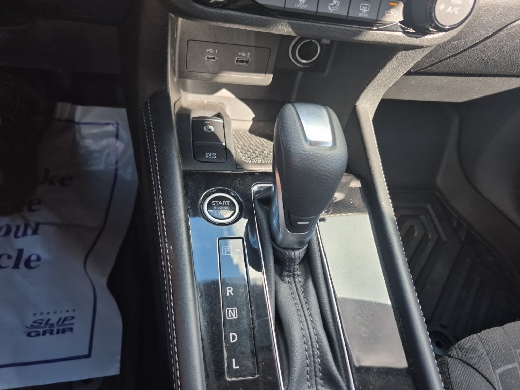2022 Nissan Kicks SV Xtronic CVT