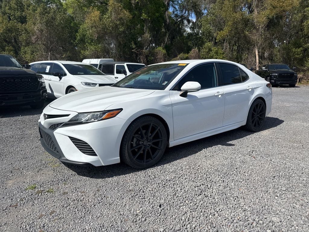 2019 Toyota Camry SE