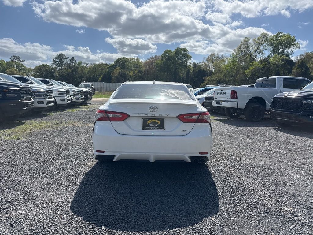 2019 Toyota Camry SE