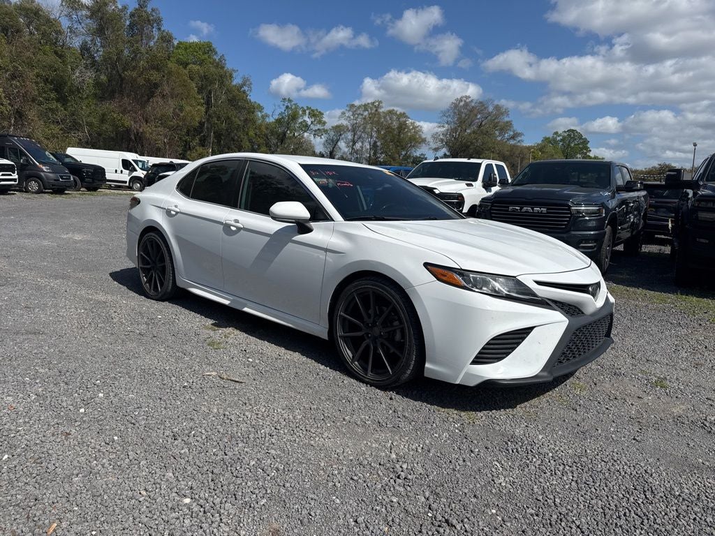 2019 Toyota Camry SE