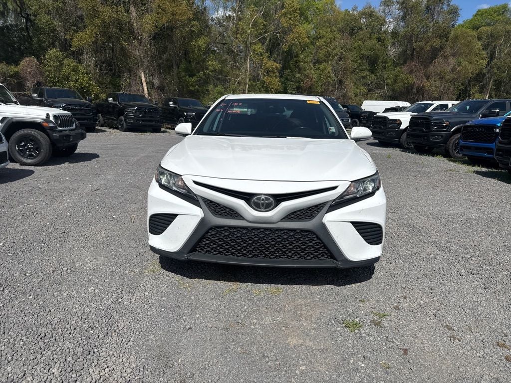 2019 Toyota Camry SE