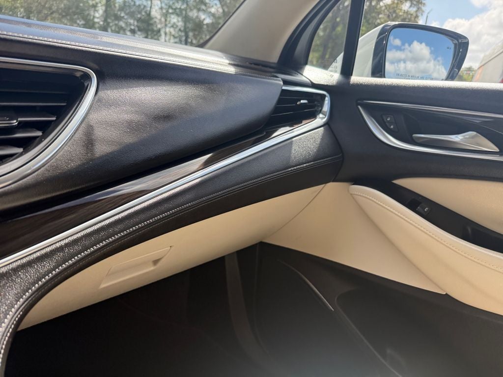 2022 Buick Enclave FWD Essence