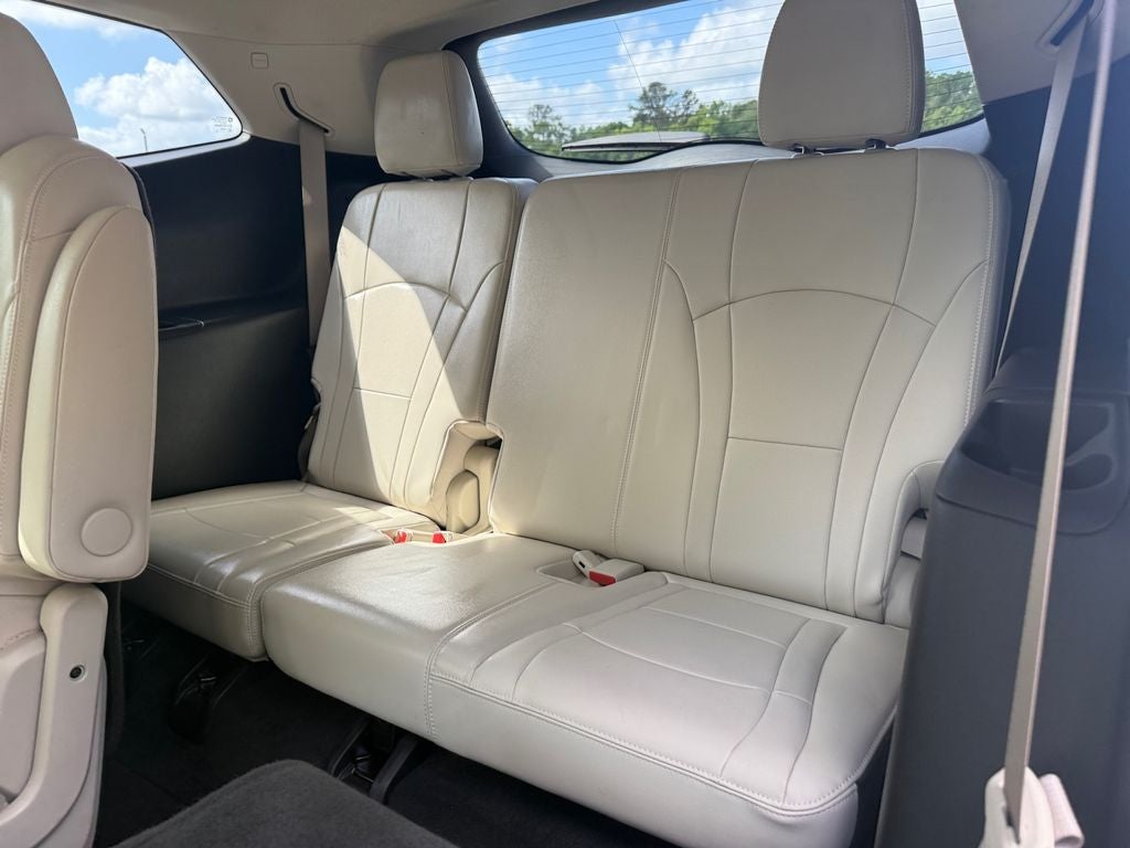 2022 Buick Enclave FWD Essence