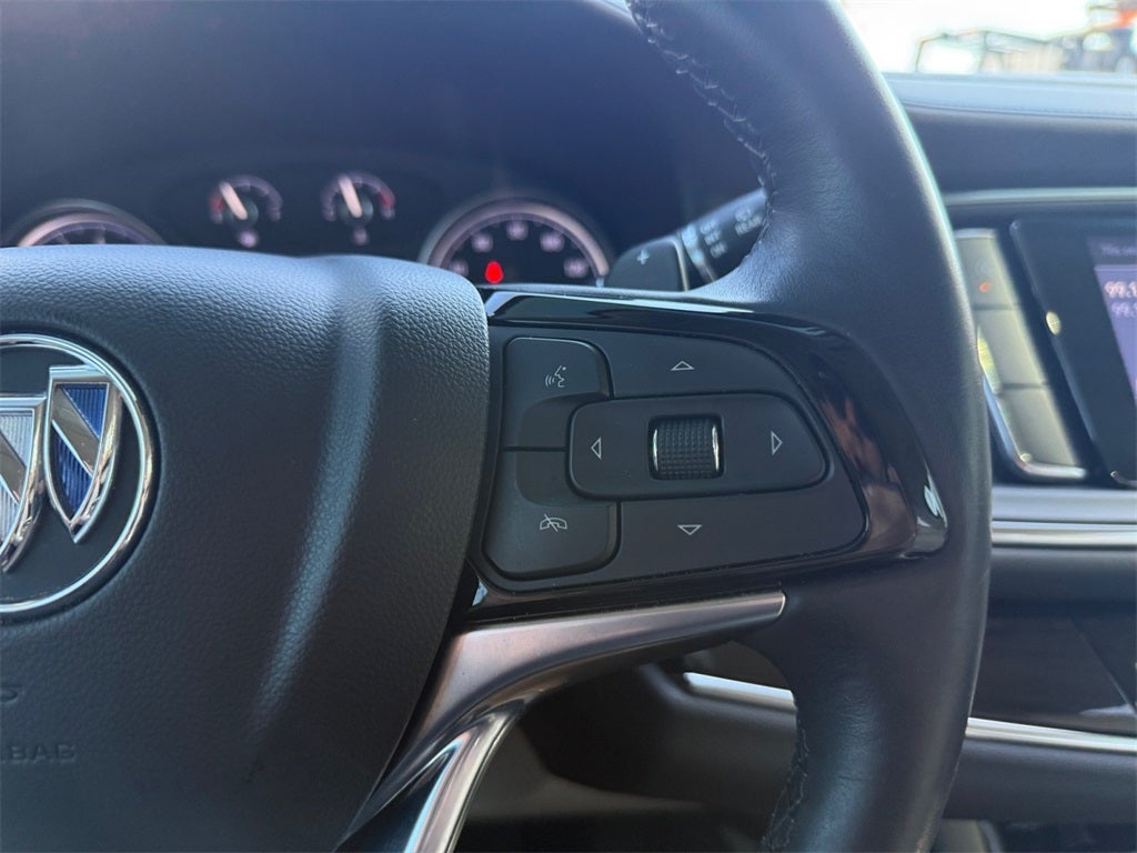 2023 Buick Enclave Essence FWD