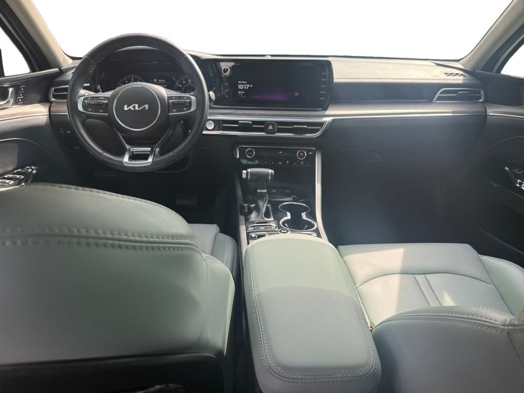 2024 Kia K5 EX - Photo 10