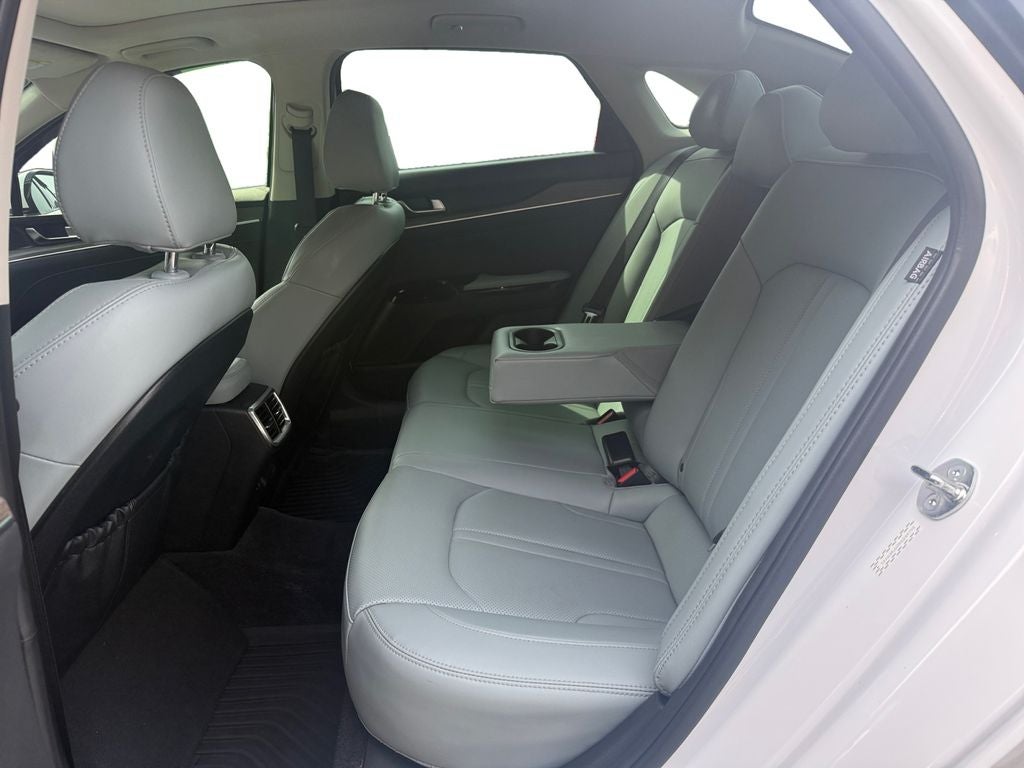 2024 Kia K5 EX - Photo 13