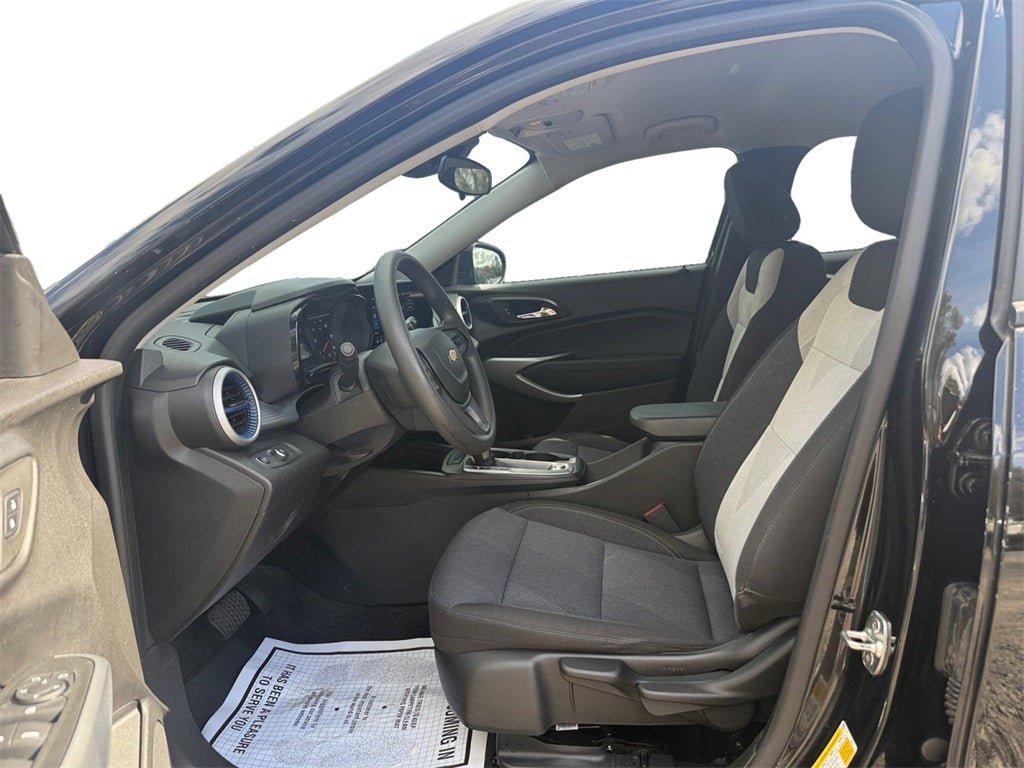 2024 Chevrolet Trax FWD SP