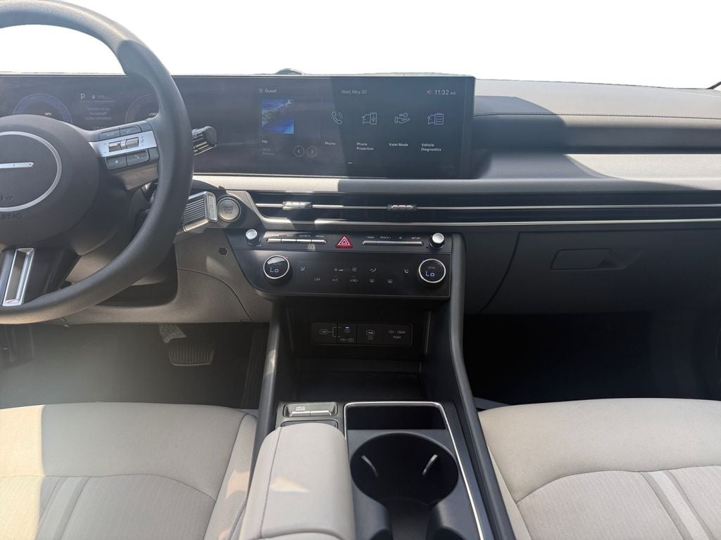 2025 Hyundai Sonata SEL - Photo 11