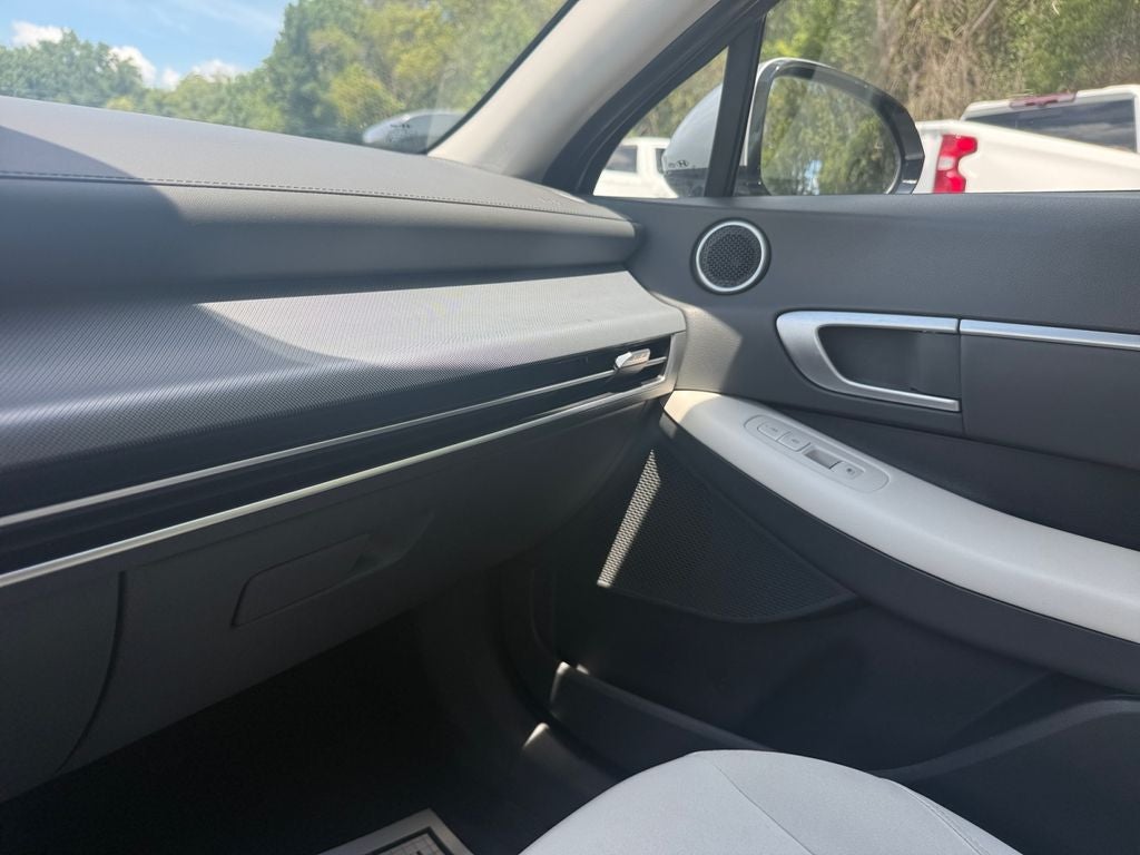 2025 Hyundai Sonata SEL - Photo 24