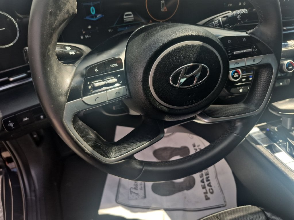 2022 Hyundai Elantra Limited