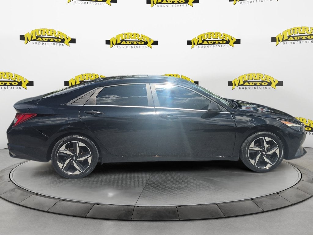 2022 Hyundai Elantra Limited