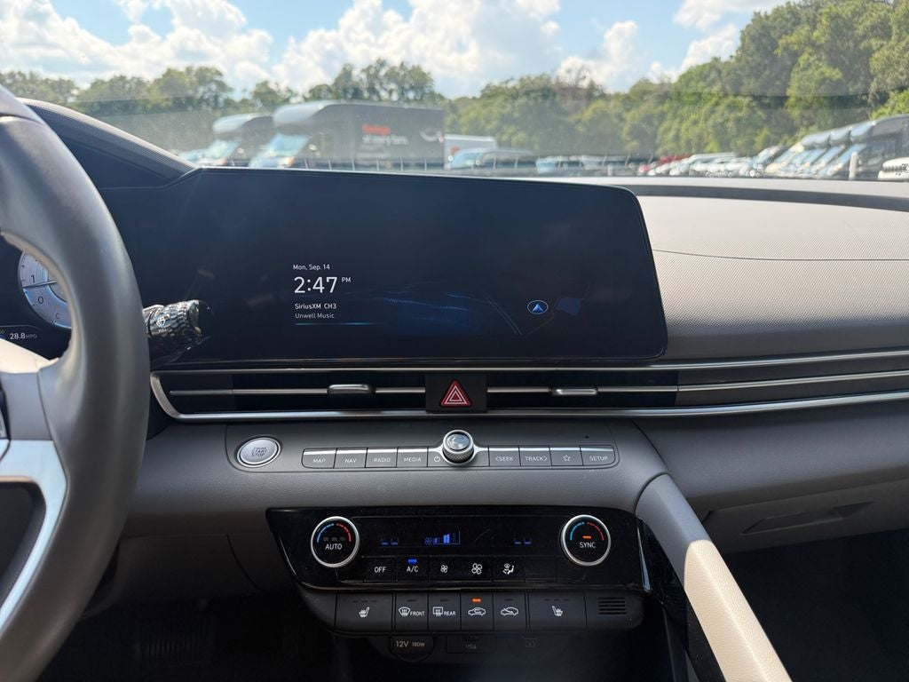 2025 Hyundai Elantra SEL Convenience