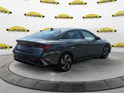 2025 Hyundai Elantra SEL Convenience