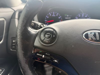 2015 Kia K900 Luxury