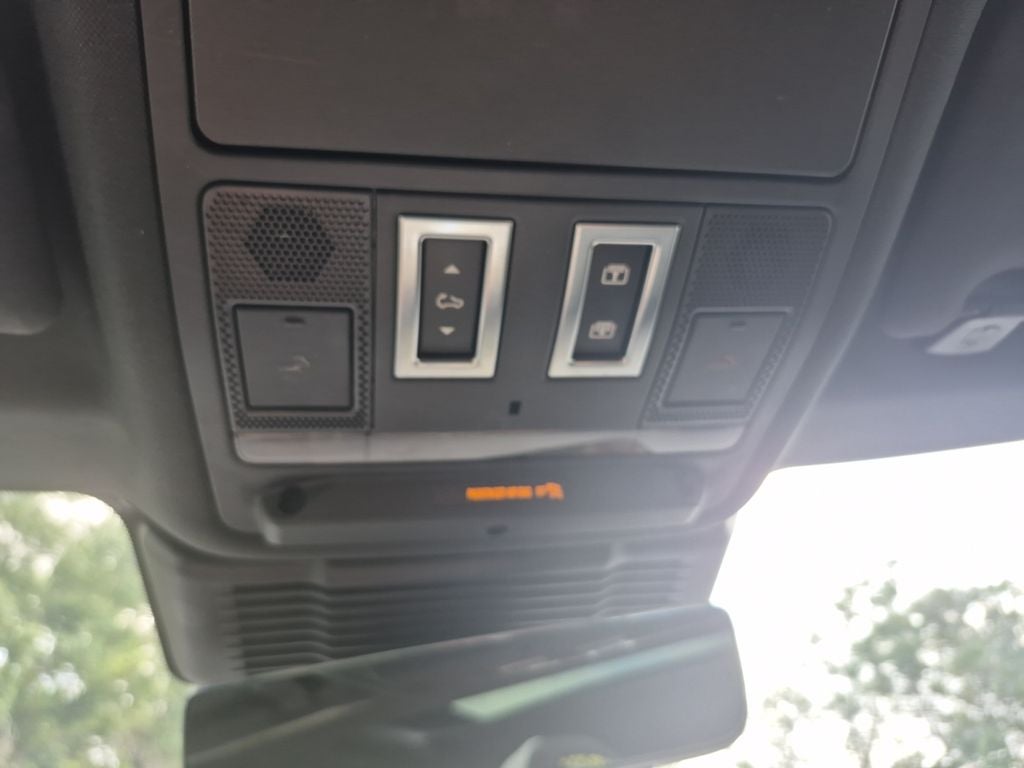 2022 Land Rover Range Rover Evoque R-Dynamic SE