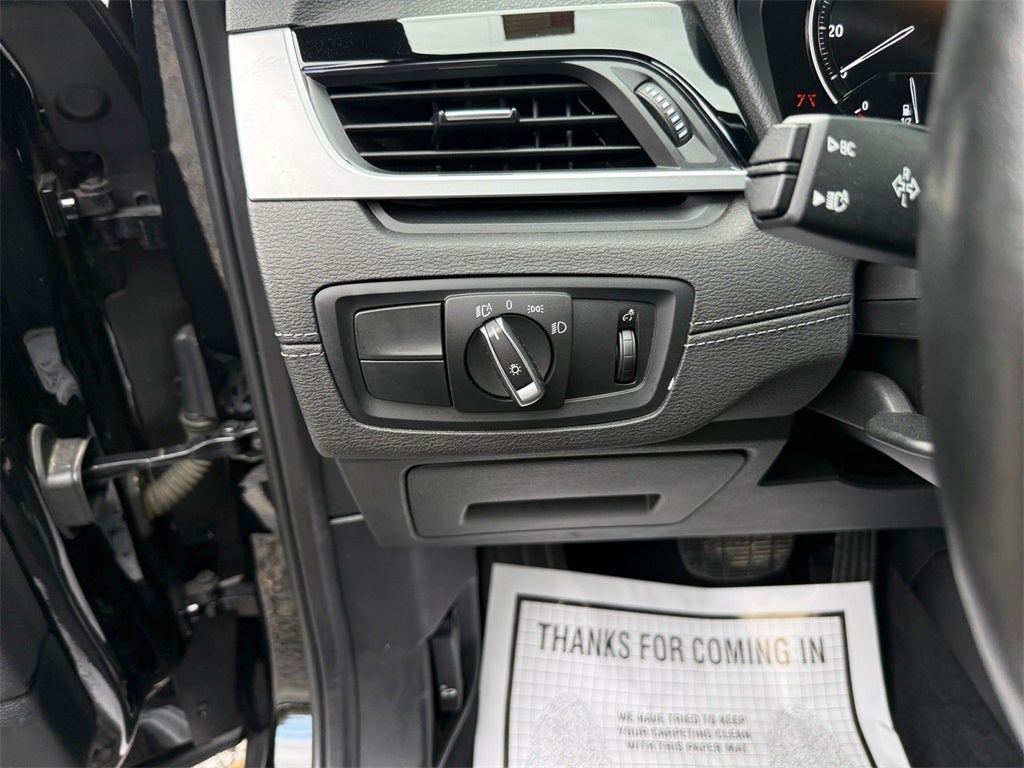 2022 BMW X1 sDrive28i