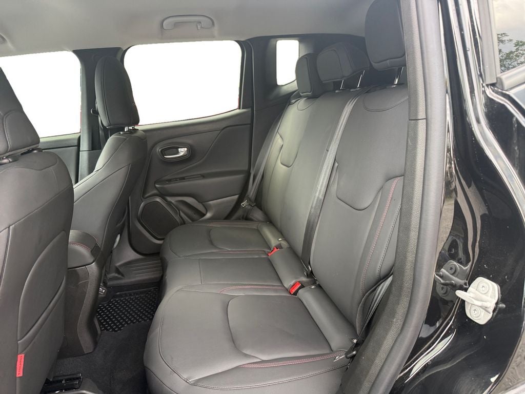 2023 Jeep Renegade Trailhawk - Photo 13