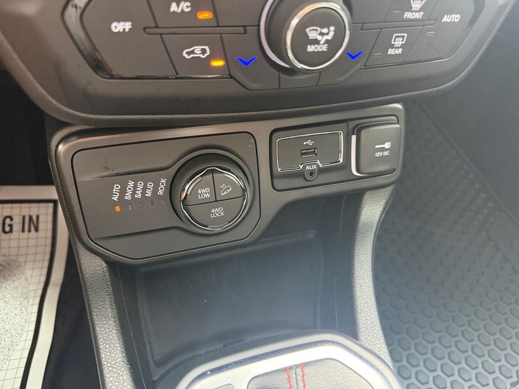 2023 Jeep Renegade Trailhawk - Photo 27