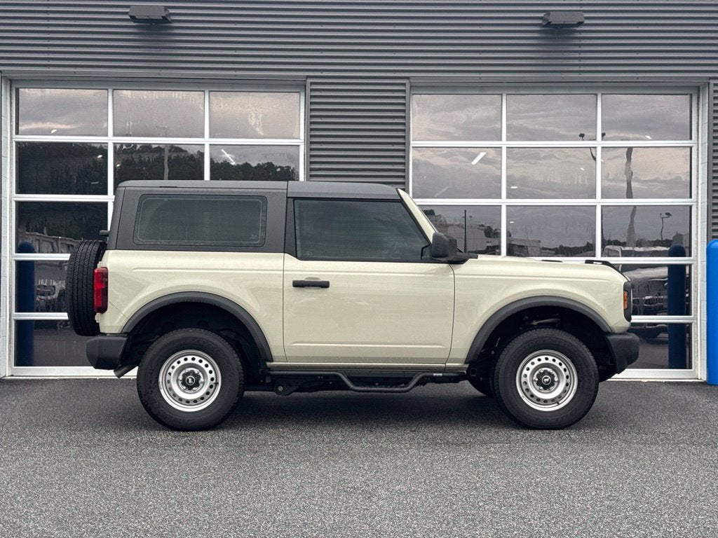 2026 Ford Bronco Base