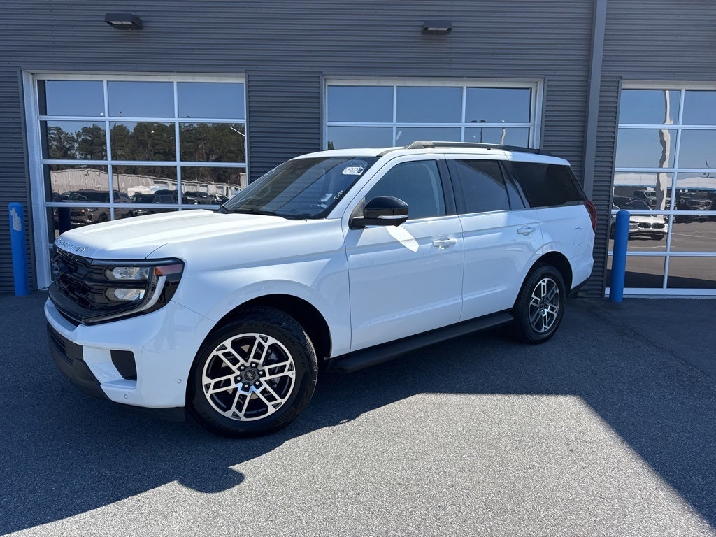 2025 Ford Expedition Active 4X4