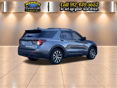 2025 Ford Explorer ST-Line