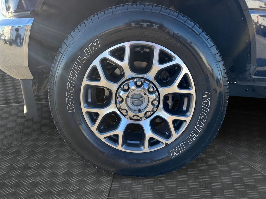 2022 Ford F-250SD Lariat