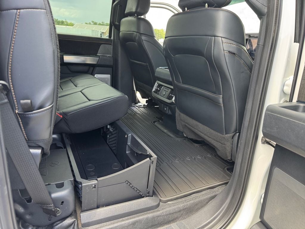 2024 Ford F-350SD Platinum