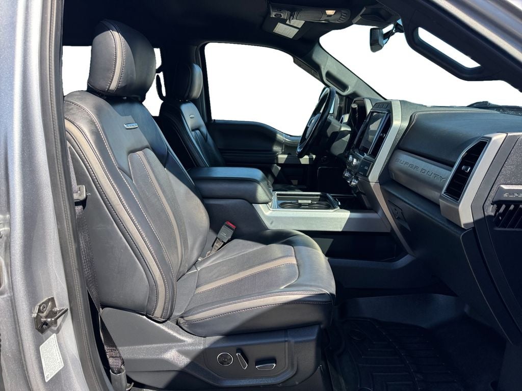 2022 Ford F-350SD Platinum