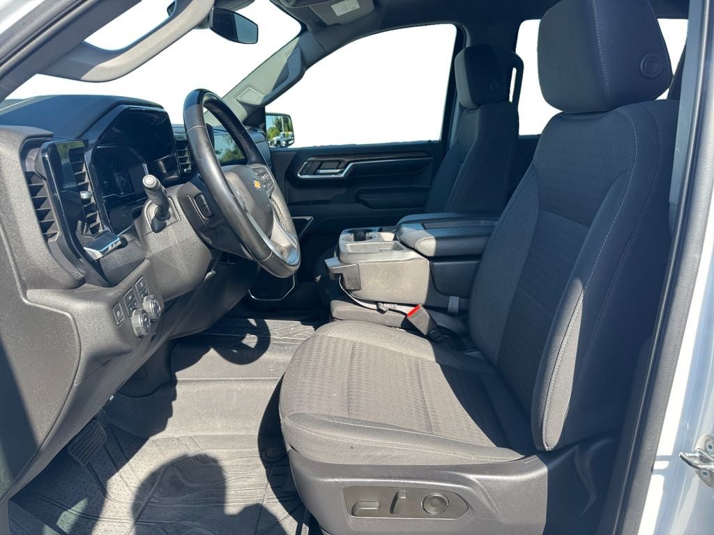 2023 Chevrolet Silverado 1500 LT LT1